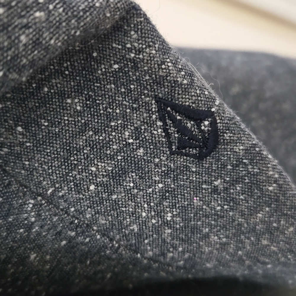Volcom Gray Button-Up Shirt - Picture 8 of 8